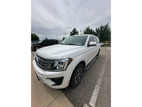 Used 2018 Ford Expedition Max XLT w/ Equipment Group 202A AWD/4WD image 1