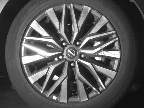 Used 2025 Nissan Altima 2.5 SV FWD image 13