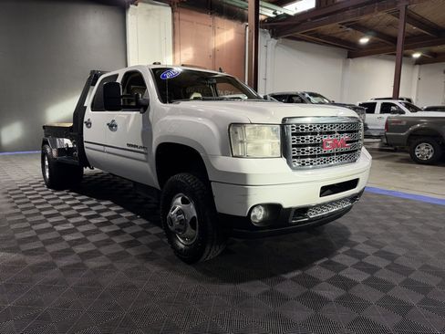 Used 2013 GMC Sierra 3500 Denali image 6