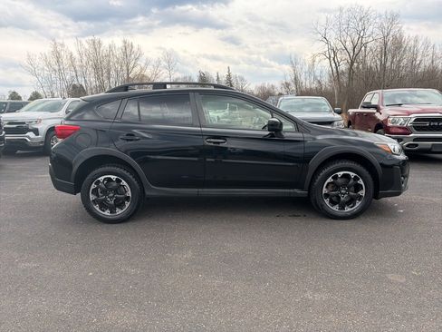 Used 2021 Subaru Crosstrek 2.0i Premium AWD/4WD image 2