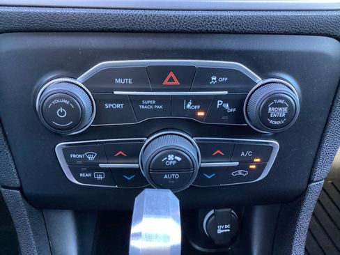 Used 2023 Dodge Charger R/T w/ Blacktop Package image 17