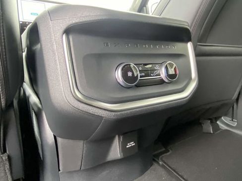 New 2025 Ford Expedition Max Active image 21