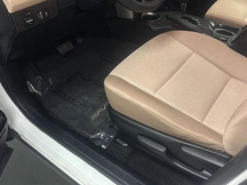 Used 2013 Toyota RAV4 LE FWD image 25