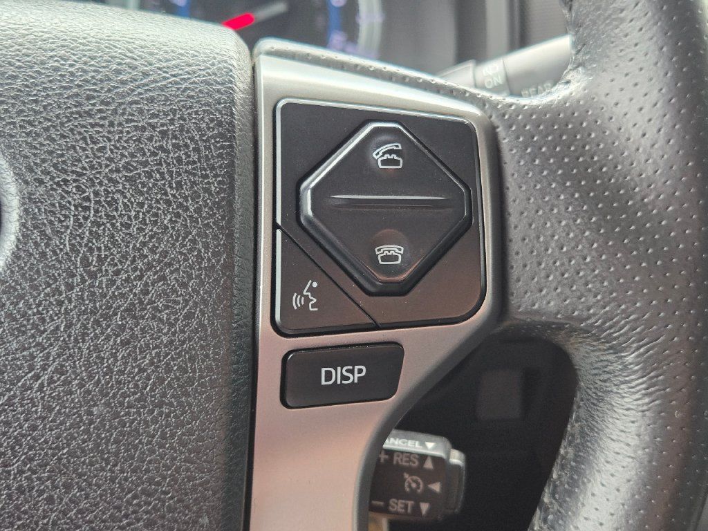 Used 2018 Toyota 4Runner SR5 Premium AWD/4WD image 23