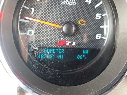 Used 2009 Chevrolet Silverado 1500 LT w/ Power Pack Plus AWD/4WD image 17