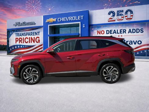 Used 2025 Hyundai Tucson Limited AWD/4WD image 4