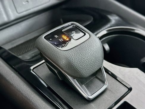 Used 2026 Nissan Rogue SV AWD/4WD image 24