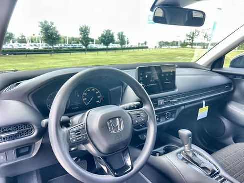 Used 2026 Honda HR-V LX image 15