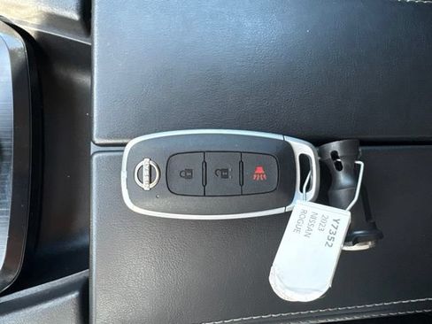 Used 2023 Nissan Rogue S AWD/4WD image 54