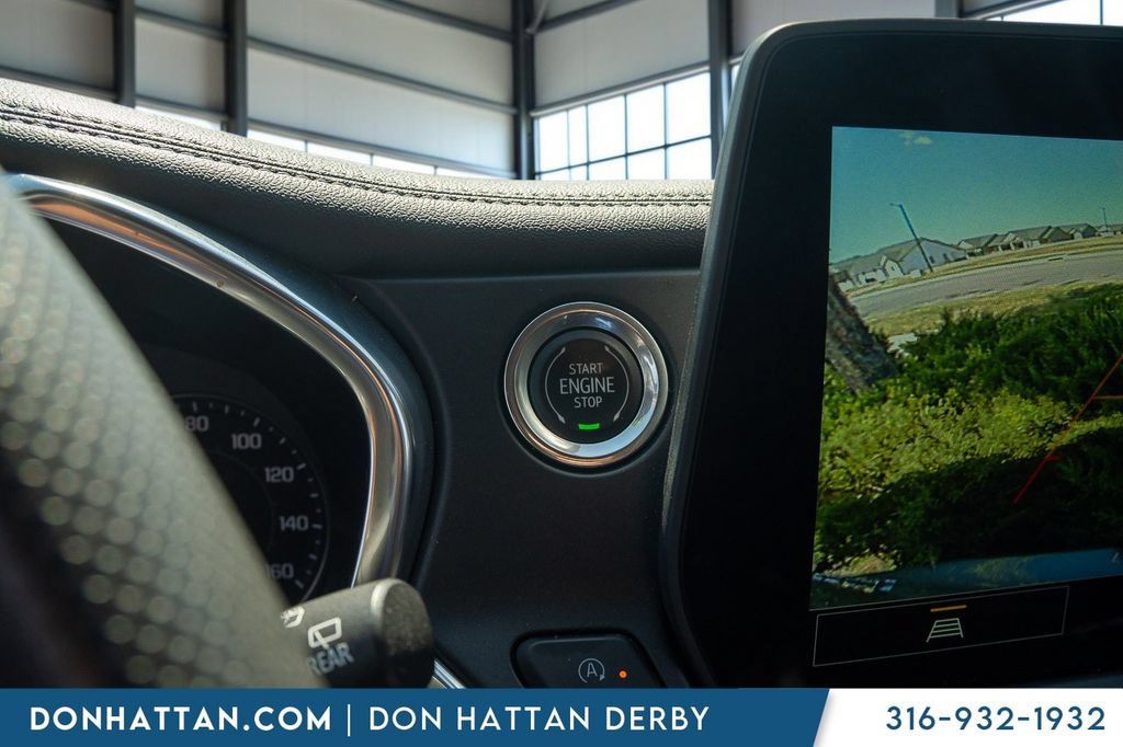 Used 2023 Chevrolet Blazer LT w/ Convenience Package FWD image 10