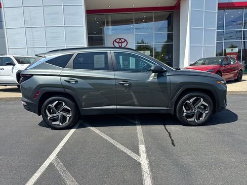 Used 2022 Hyundai Tucson SEL AWD/4WD image 2