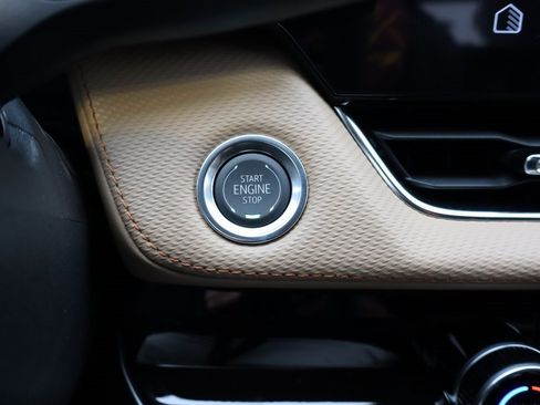 New 2026 Chevrolet Equinox ACTIV image 13