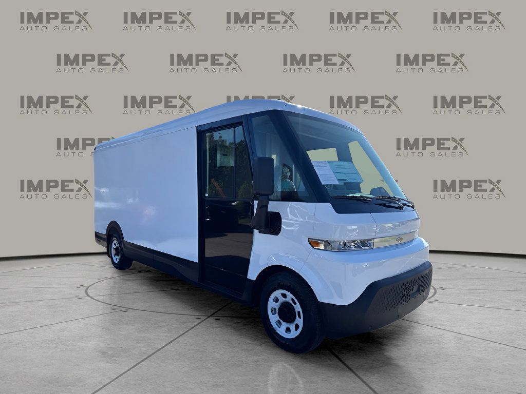 Used 2025 Chevrolet Brightdrop 600 AWD/4WD image 7