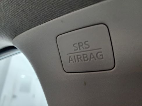 Used 2023 Nissan Sentra SV image 40