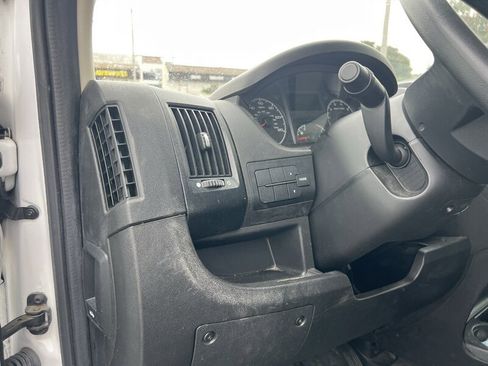 Used 2021 RAM ProMaster 2500 FWD image 14