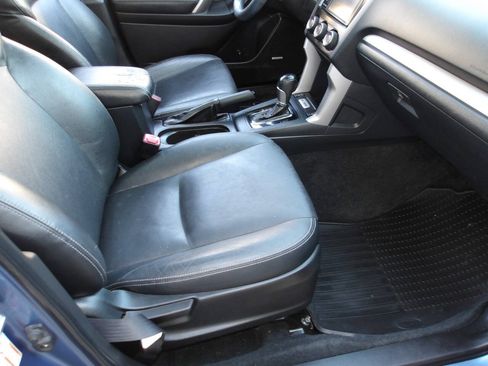 Used 2015 Subaru Forester 2.0XT Touring w/ Eyesight & Navigation System AWD/4WD image 6