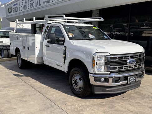 Used 2024 Ford F350 XLT w/ XLT Value Package image 2