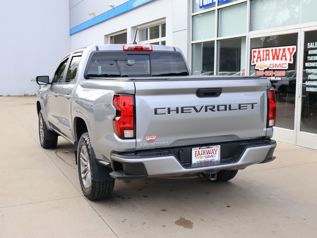 Certified 2024 Chevrolet Colorado LT w/ LT Convenience Package II AWD/4WD image 8