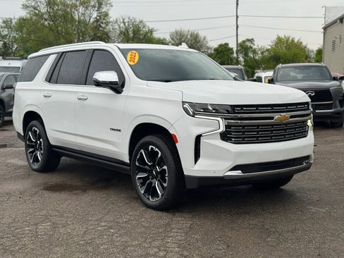 Used 2022 Chevrolet Tahoe Premier RWD image 3