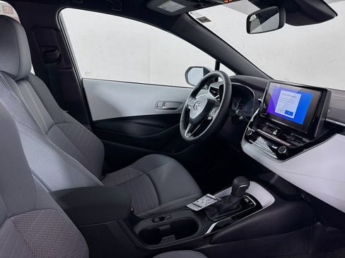 New 2026 Toyota Corolla SE FWD image 32