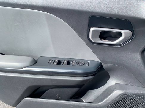 Used 2025 Kia K4 FWD image 18