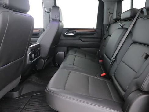 Used 2024 GMC Sierra 2500 Denali w/ Denali Reserve Package AWD/4WD image 30