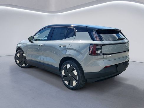 New 2026 Volvo EX30 Ultra w/ Protection Package Premier image 5