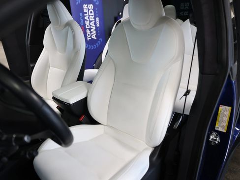 Used 2020 Tesla Model X AWD/4WD image 26