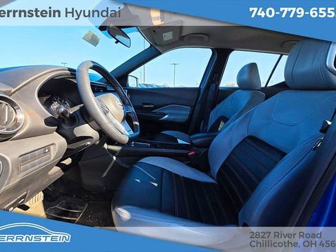 Used 2024 Nissan Kicks SR w/ SR Premium Package FWD image 17