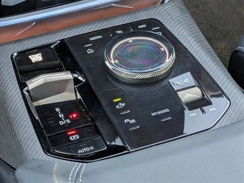 Used 2025 BMW X3 xDrive30i w/ Premium Package image 12