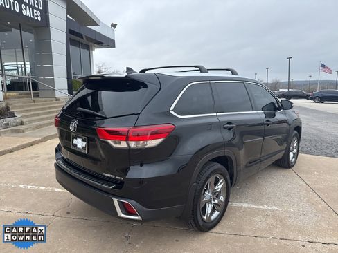 Used 2019 Toyota Highlander Limited Platinum w/ Protection Package #3 image 3