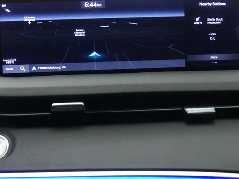 Used 2024 Genesis Electrified GV70 Advanced image 9