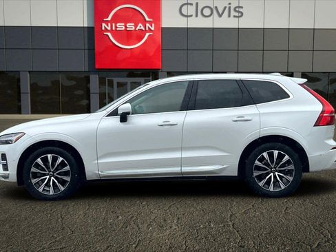 Used 2023 Volvo XC60 B5 Plus image 6