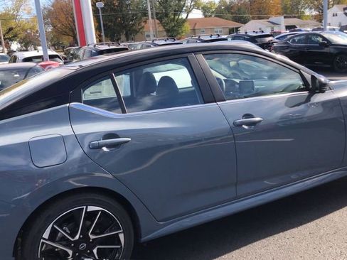 New 2025 Nissan Sentra SR w/ SR Premium Package image 8