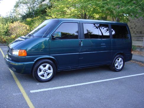 Used 2003 Volkswagen Eurovan MV image 1