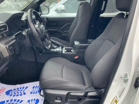 Used 2024 Toyota Tacoma SR5 image 6