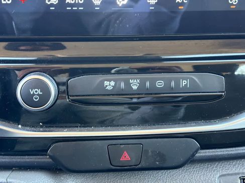 Used 2024 Ford Transit 350 XLT image 27