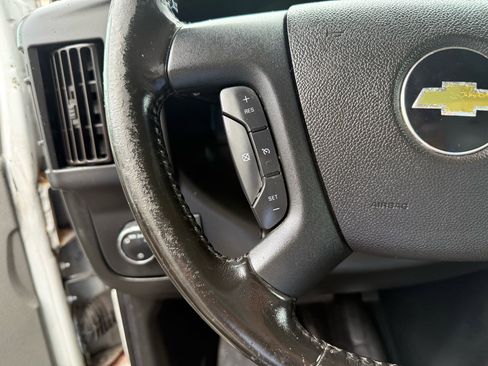 Used 2020 Chevrolet Express 3500 Extended w/ Power Convenience Package image 12