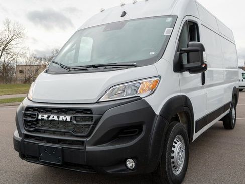 New 2026 RAM ProMaster 2500 w/ Convenience Group image 2