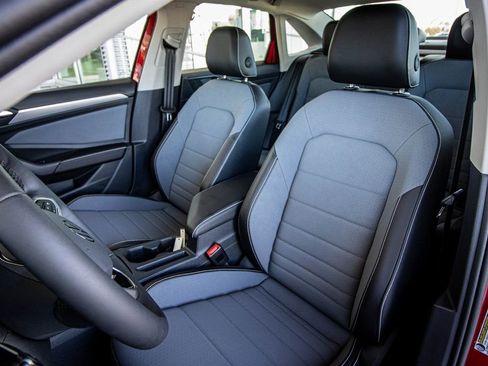 New 2026 Volkswagen Jetta SE image 28