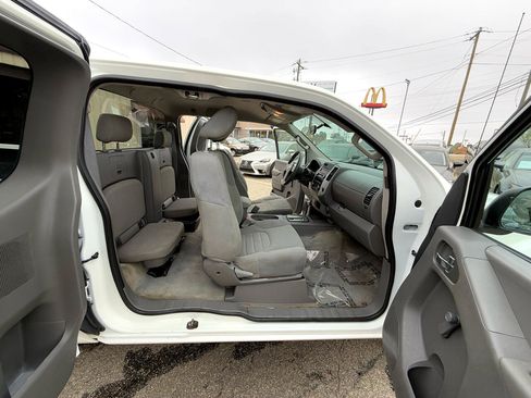 Used 2016 Nissan Frontier S image 30