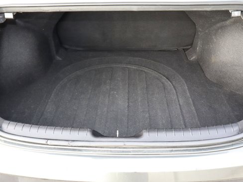 Used 2024 Hyundai Elantra SEL image 9