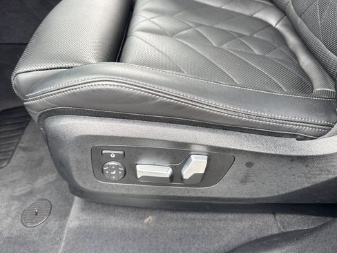 Used 2024 BMW X5 xDrive50e w/ Premium Package AWD/4WD image 15