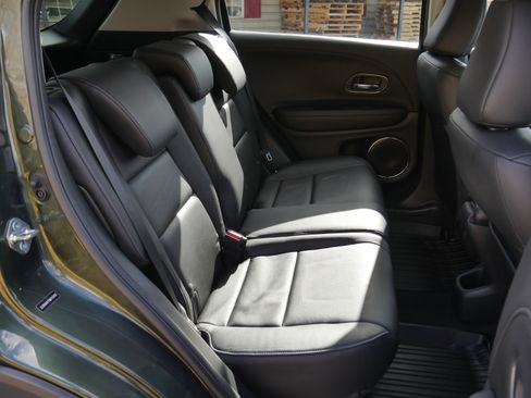 Used 2017 Honda HR-V EX-L image 28