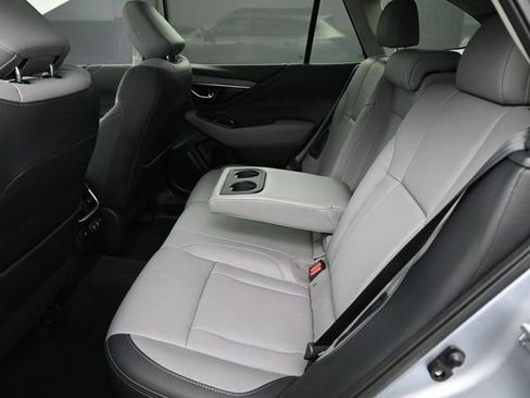 Used 2022 Subaru Outback Limited image 28