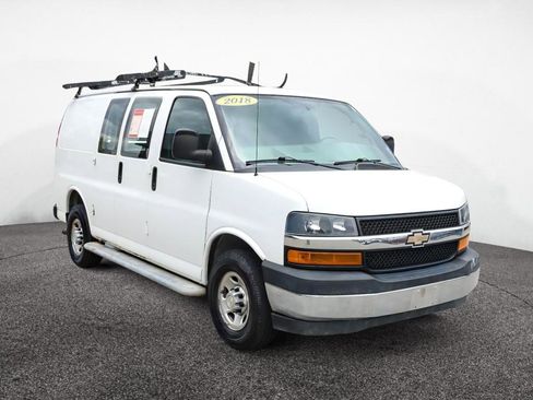 Used 2018 Chevrolet Express 2500 w/ Driver Convenience Package RWD image 10