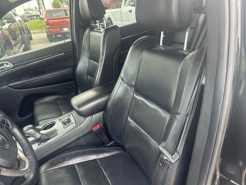 Used 2018 Jeep Grand Cherokee Limited w/ Luxury Group II image 13