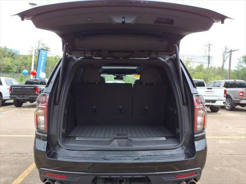 Used 2024 Chevrolet Tahoe Z71 w/ Z71 Off-Road Package AWD/4WD image 15