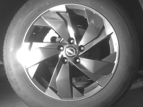 Used 2025 Nissan Rogue SV AWD/4WD image 15