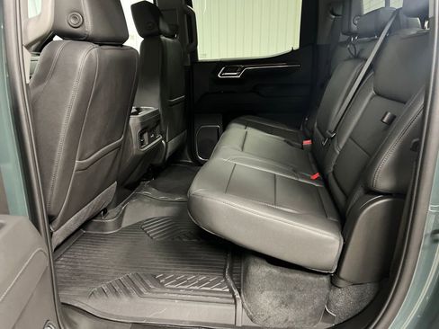 New 2026 Chevrolet Silverado 1500 LT Trail Boss w/ LT Trail Boss Premium Package AWD/4WD image 13